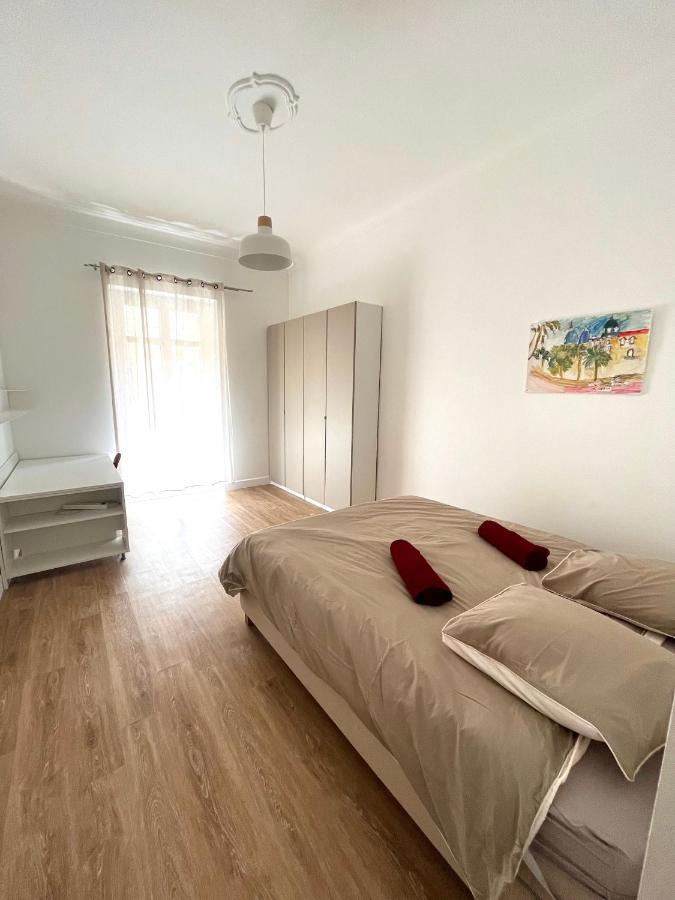 Large Haussmanian Appartment In The Heart Of Nice Exterior photo